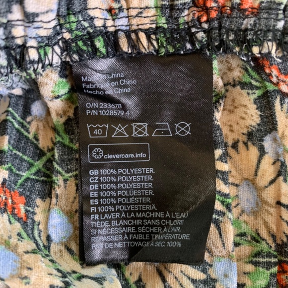 H&M Blouse Women Black Floral Peasant Smock Cottage Fairy Romantic Fem Sz Small - Picture 8 of 9